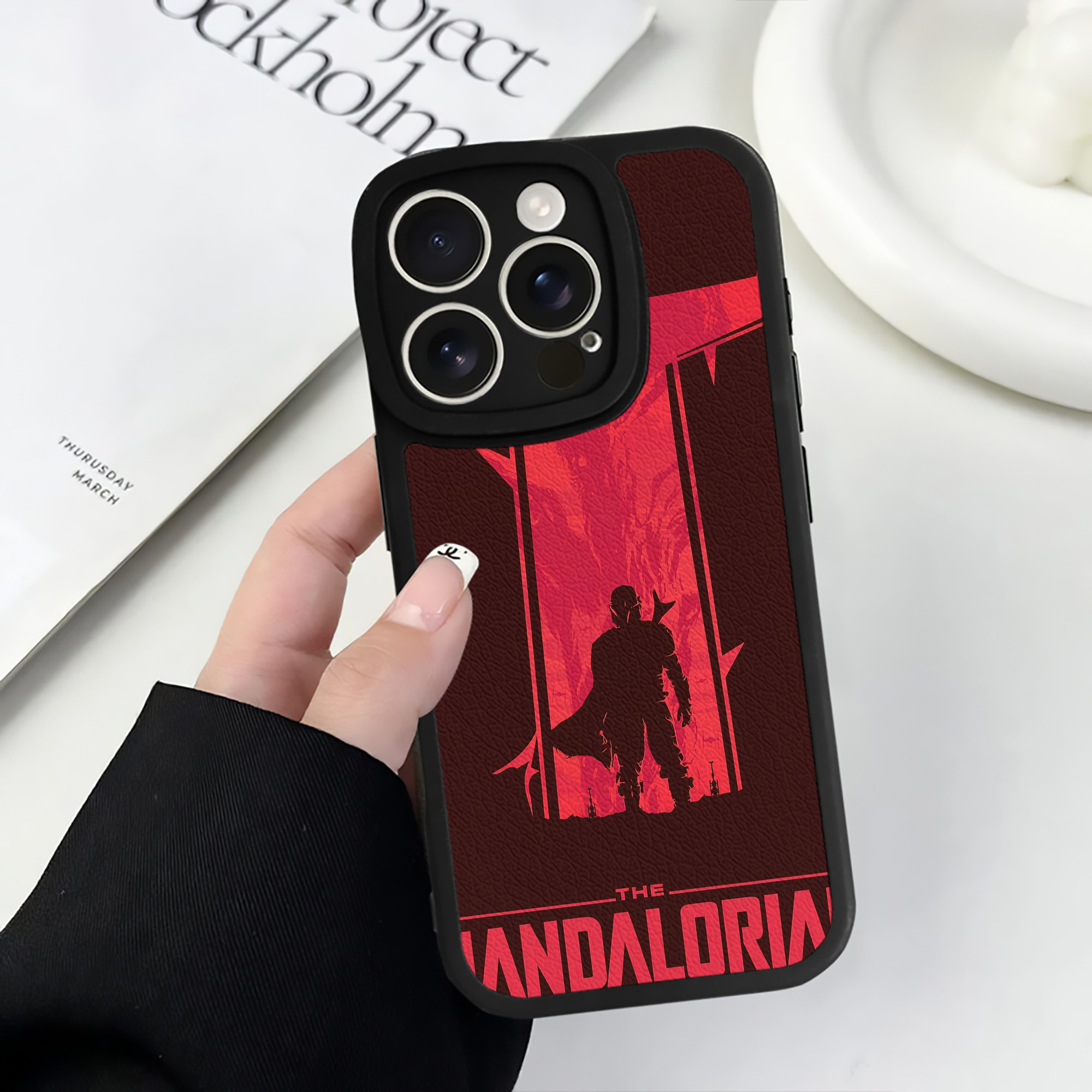 （画像用） スター・ウォーズ Star Wars 【iPhone 16シリーズ対応】シリコンスマホケース（レザー調） 材質：シリコン
